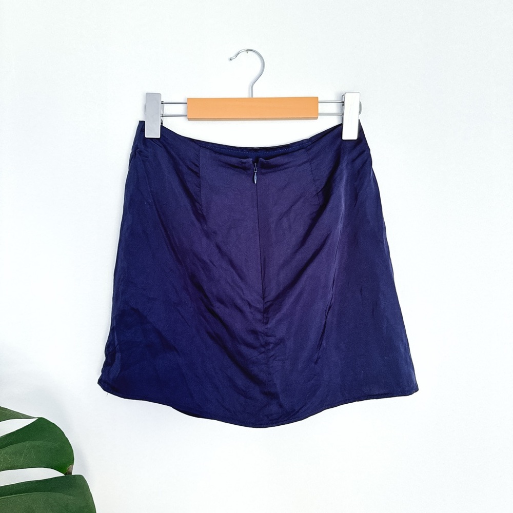 Aritzia Sunday Best Tatiana Skirt - Navy Satin - Size 2 - Picture 3 of 6